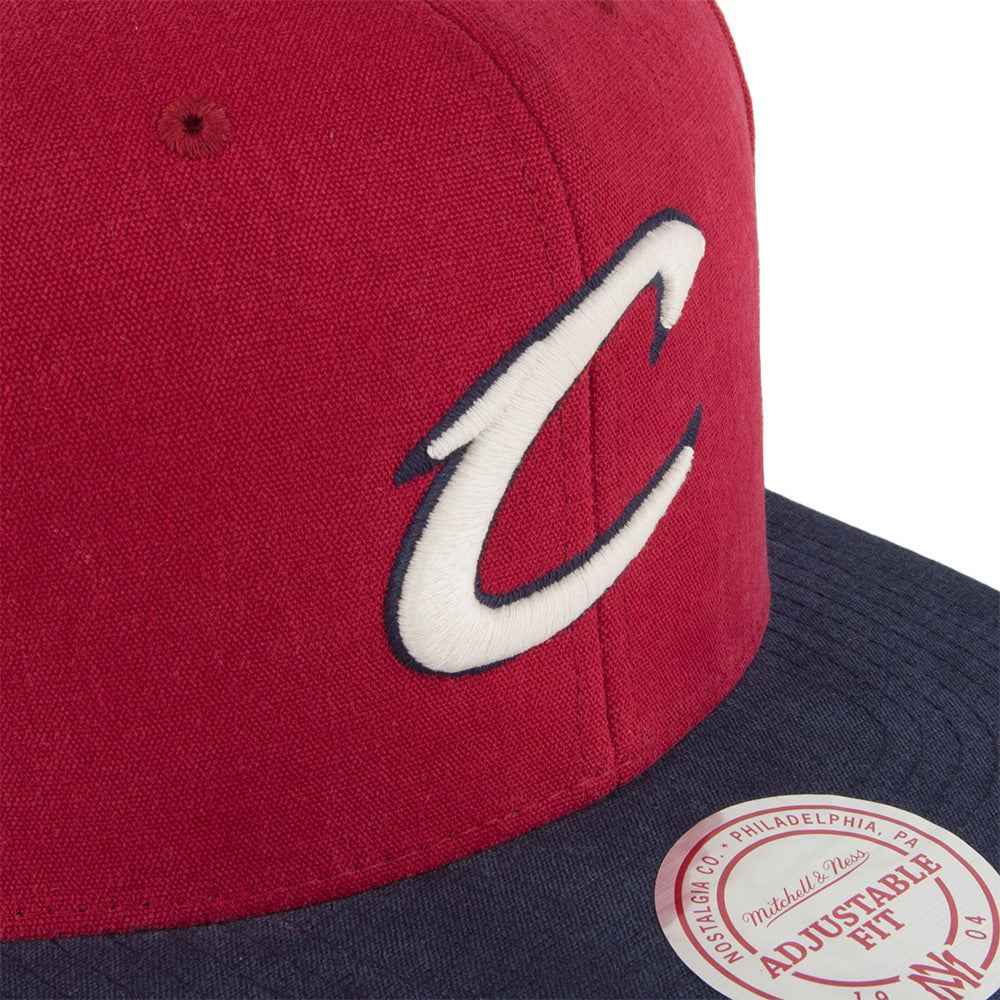 Casquette Snapback Cleveland Cavaliers bordeaux-marine MITCHELL & NESS