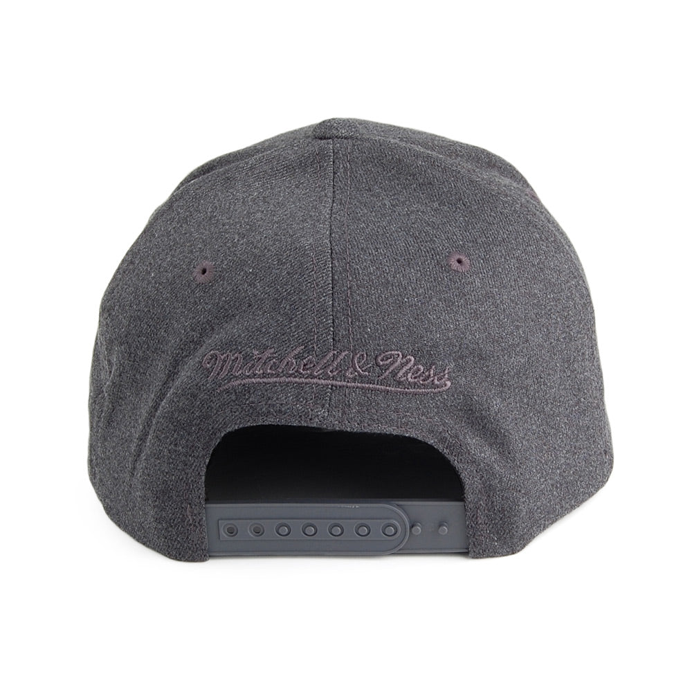 Casquette Decon New York Knicks gris MITCHELL & NESS