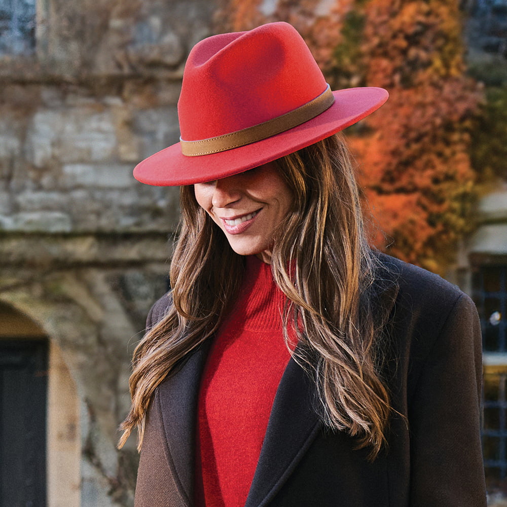 Chapeau Fedora en Laine Feutrée Hydrofuge Classic rouge profond FAILSWORTH