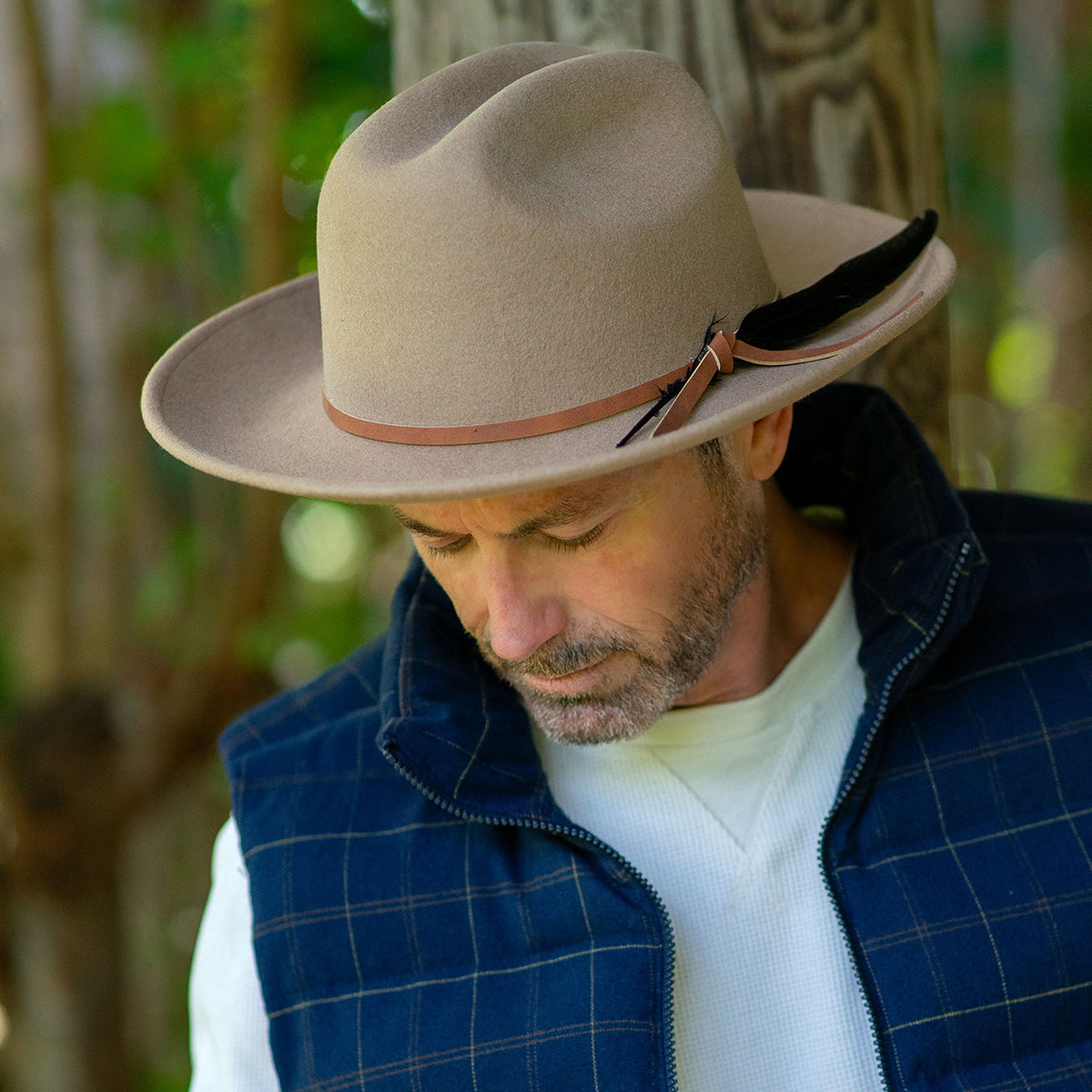 Chapeau de Cowboy en Laine Feutrée avec Plume Adan mastic SCALA