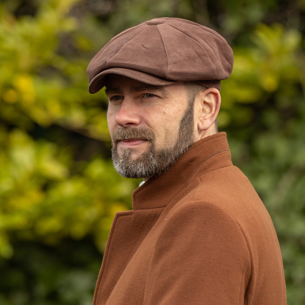 Casquette Gavroche en Daim Gatsby marron foncé DENTON