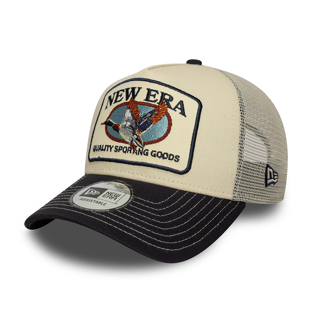 Casquette Trucker Colvert Animal Patch A-Frame crème-bleu marine NEW ERA
