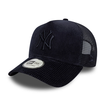 Casquette Trucker 9FORTY MLB Tonal Cord A-Frame New York Yankees bleu marine sur bleu marine NEW ERA