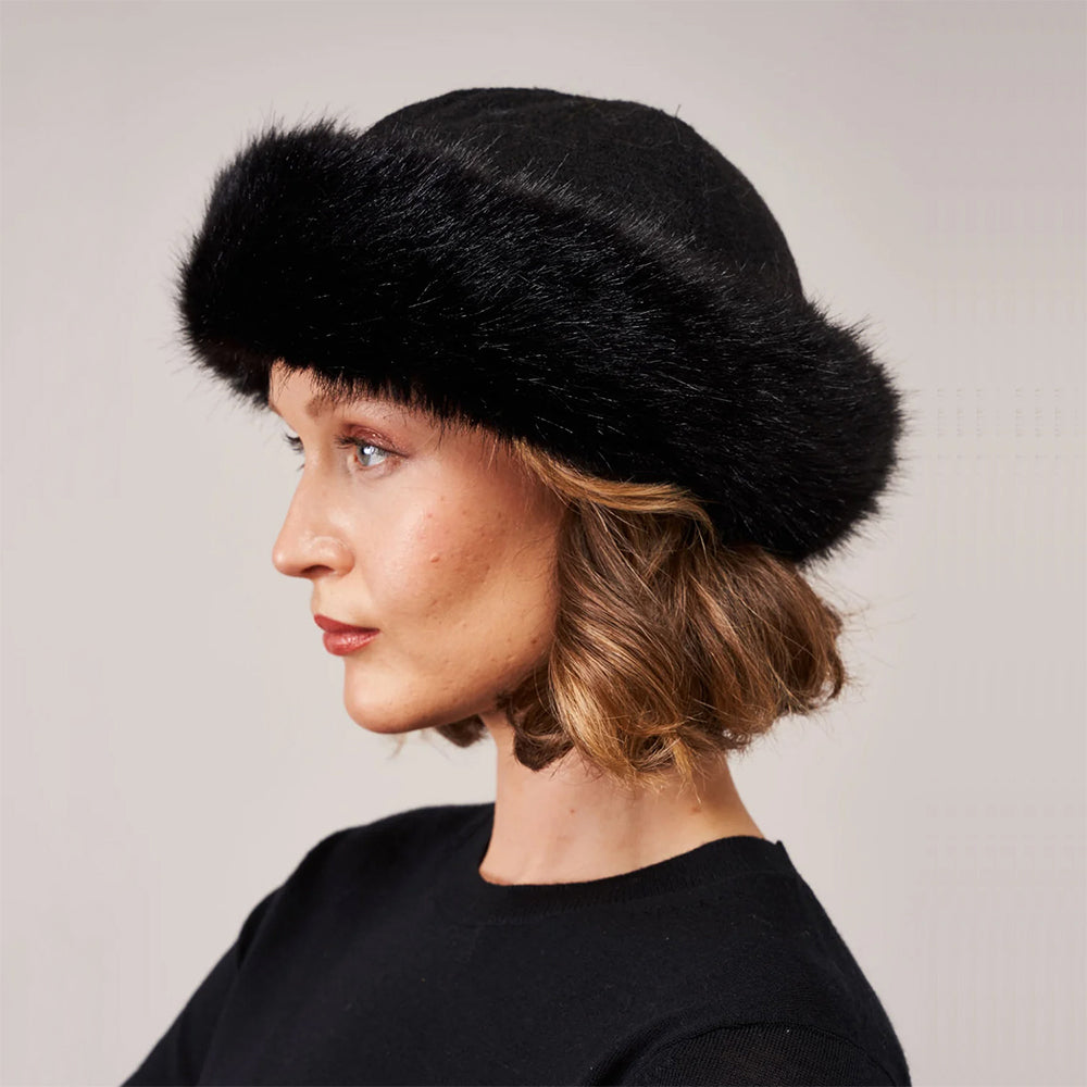 Chapeau Hiver en Fausse Fourrure noir HELEN MOORE