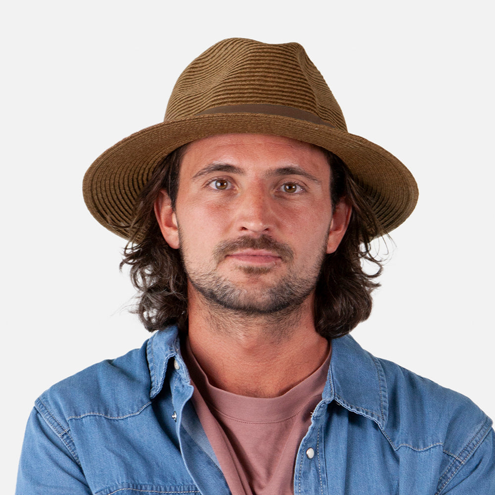 Chapeau Fedora en Paille Toyo Aveloz marron foncé BARTS