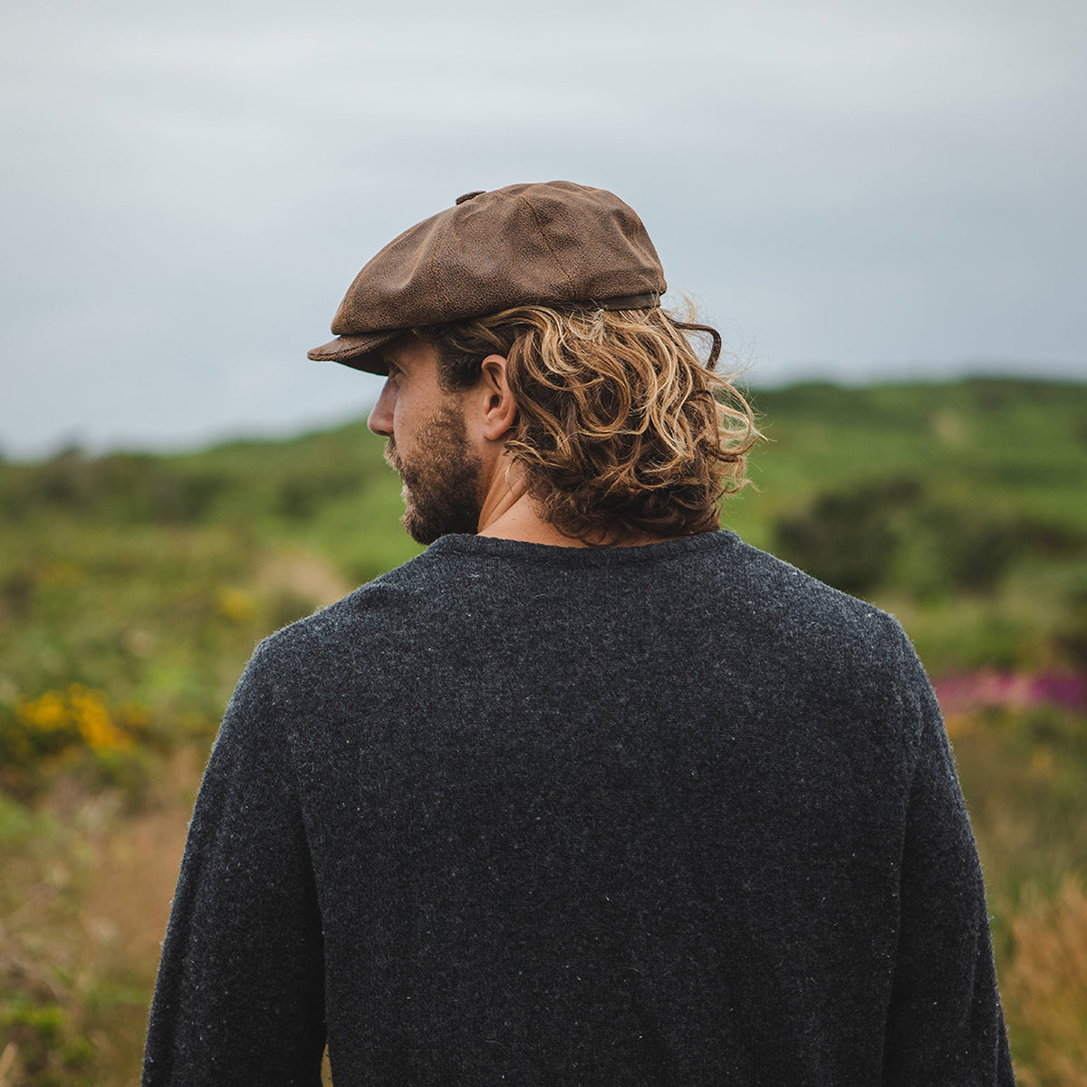 Casquette Gavroche en Cuir marron JAXON & JAMES