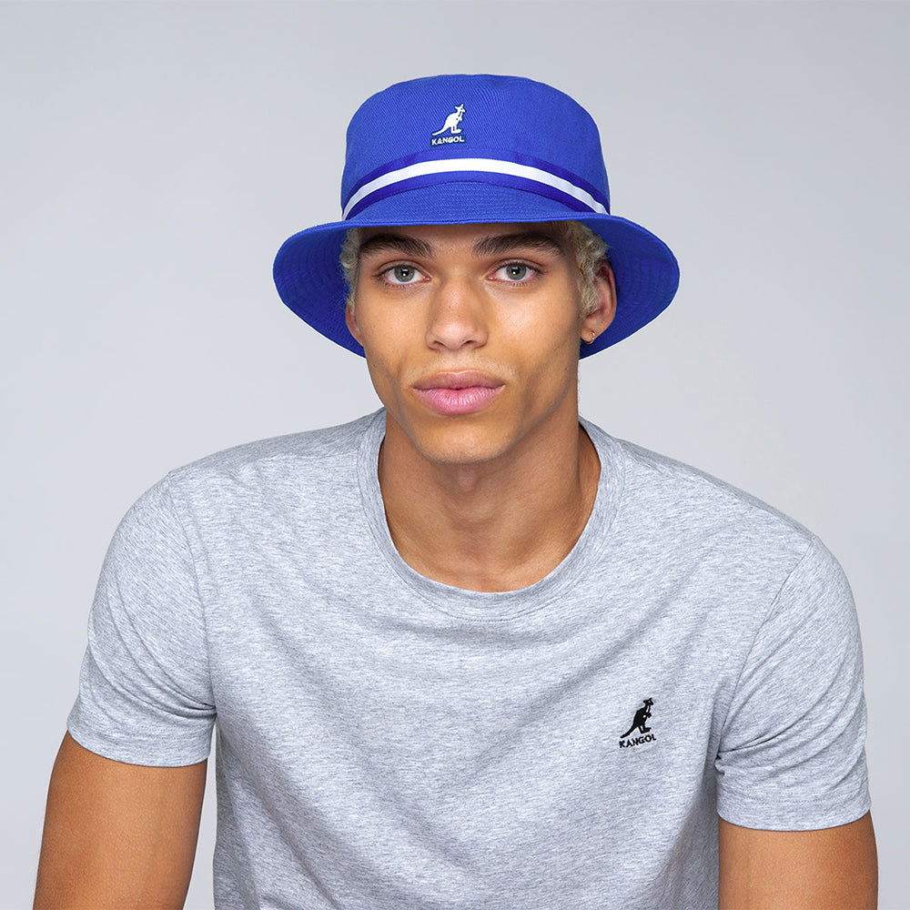Chapeau Bob Stripe Lahinch bleu KANGOL