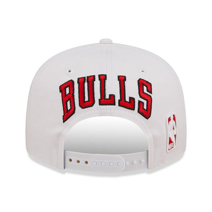 Casquette Snapback 9FIFTY NBA White Crown Team Chicago Bulls blanc-rouge NEW ERA