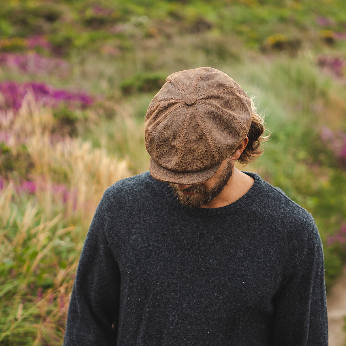 Casquette Gavroche en Cuir marron JAXON & JAMES - VENTE EN GROS
